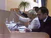 Julia Tymoenková u soudu 22. srpna 2011.