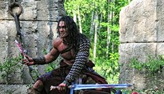 Jason Momoa jako Barbar Conan 2011