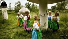 V um�ní o�ívají sny, nejen ty o liliputech (a to je�t� trpaslíci nev�dí, co se na n� skrývá  v ob�ích houbách)