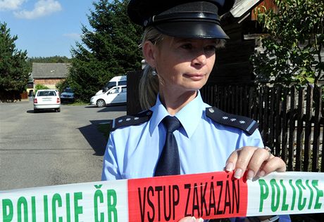 V obci irok Dl na Svitavsku byla 2. z nalezena tla ty mrtvch dt. Policie okol msta uzavela. 