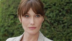 P�lnoc v Pa�í�i - Carla Bruni
