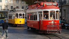 Historické tramvaje ve čtvrti Alfama