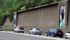 Výstava Kolektivní identita um�lecké skupiny Guma Guar - pak Artwall skon�ila