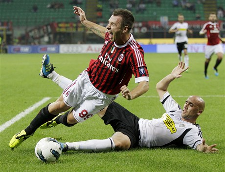 Fotbalista AC Milán Antonio Cassano je jedním z hrá italského mistra, které zranní netrápí