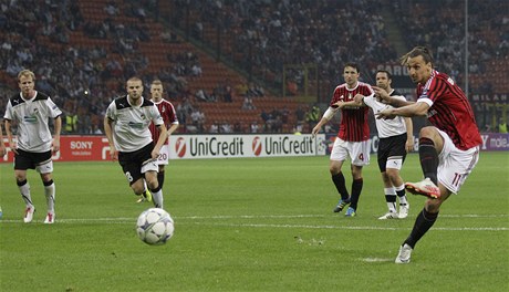 AC Milán - Plzeň, Zlatan Ibrahimovic dává gól