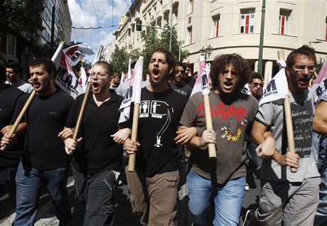 Řečtí studenti se bouří proti chystané reformě univerzit.