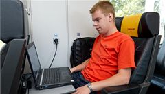 Ve vlaku RegioJet je moné se pipojit na internet pomocí wifi.