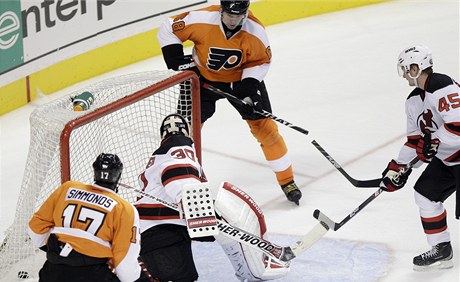 Philadelphia Flyers - New Jersey Devisl (Simmonds a Jágr).