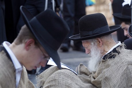 Ortodoxní židé (ilustrační foto)