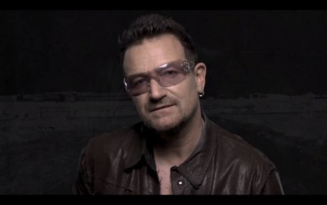 Irský hudebník Bono Vox 