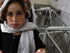 Dívenka, která byla otrávena ve kole na severu Kábulu.