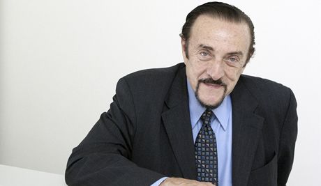 Philip G. Zimbardo.
