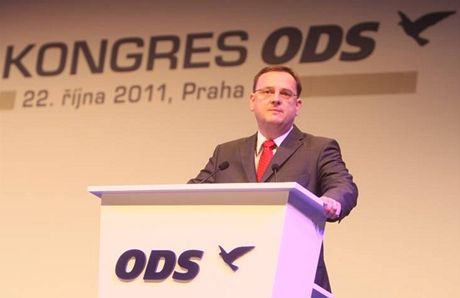 Petr Neas na kongresu ODS.