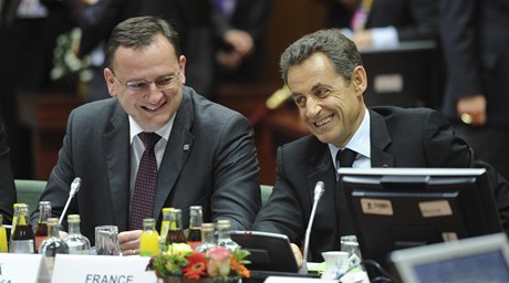 Premiér Petr Neas s francouzským prezidentem Nicolasem Sarkozym