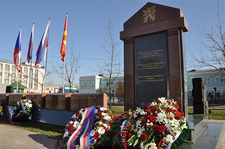 V Čeljabinsku na Uralu byl 20. října odhalen památník československým legionářům, kteří v roce 1918 zahynuli v boji s bolševiky. 