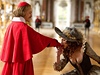 Kardinál Richelieu a Mylady alias Christoph Waltz a Milla Jovovichová