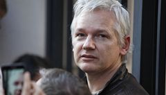 Britsk soud vydal Assange do vdska 