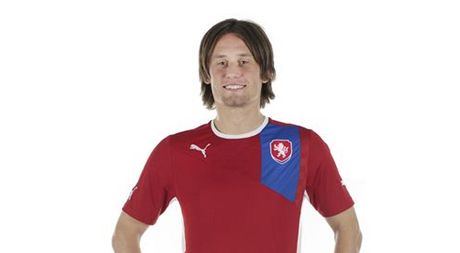 Kapitán eských fotbalist Tomá Rosický v novém dresu