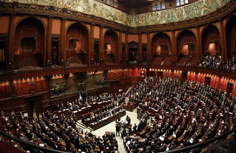 Italský parlament bhem hlasování