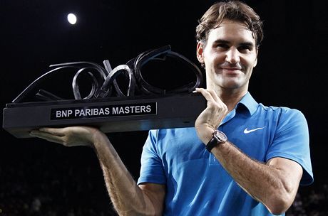 Roger Federer poprvé vyhrál turnaj Masters v Paíi