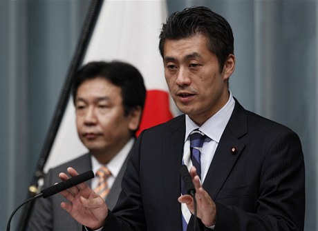Japonský ministr ivotního prostedí Gói Hosono 