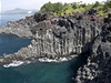 edu (Jin Korea) je nejvt (1846 km2) jihokorejsk ostrov lec 130 km od jinho pobe zem, je vulkanickho pvodu