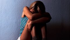Sexuálně zneužívaných dětí přibývá. Lidé případy častěji hlásí