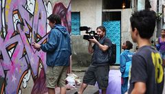 Dokument Trafa�ka - Chrám svobody vypráví p�íb�h jednoho z nejvýrazn�j�ích pra�ských kulturních center.  