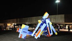 Dokument Trafa�ka - Chrám svobody vypráví p�íb�h jednoho z nejvýrazn�j�ích pra�ských kulturních center.  