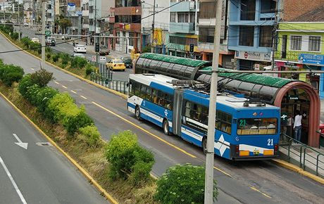 Doprava v hlavním mst Ekvádoru Quitu.