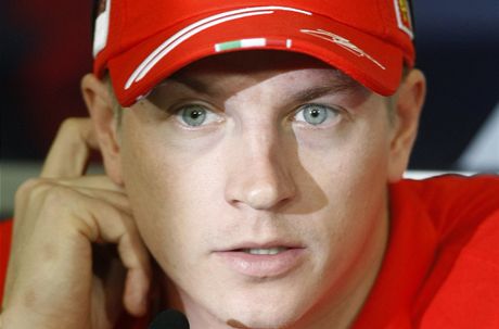 Bývalý mistr svta Kimi Räikkönen se po dvou letech v rallye vrací do formule 1