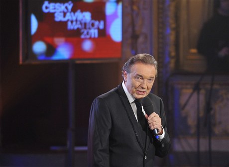 Karel Gott zahajuje eského slavíka 2011.