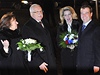 Václav Klaus a Livia Klausová (vlevo) uvítali 7. prosince ped Strahovským kláterem v Praze ruský prezidentský pár, Dmitrije Medvedva (vpravo) a jeho enu Svtlanu Medvedvovou. 