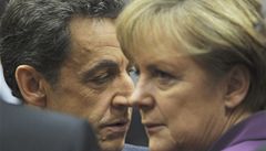 Nicolas Sarkozy a Angela Merkelová na summitu Evropské unie.