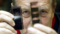 Nesentimentální pohled zpátky zprost�edkují povídky re�iséra Jana N�mce