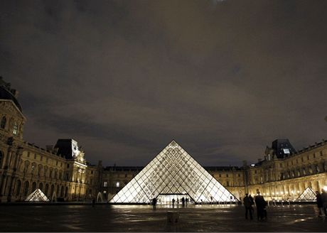 Louvre, nejpopulárnjí muzeum výtvarného umní na svt