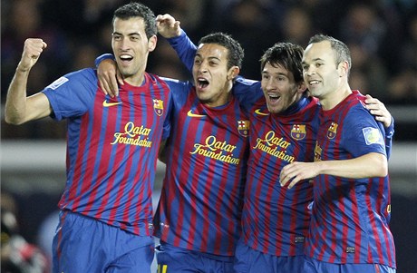 Zleva: Sergio Busquets, Thiago, Lionel Messi a Andres Iniesta