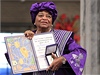 Liberijská prezidentka Ellen Johnsonová-Sirleafová je jednou ze tí en, která obdrela Nobelovu cenu za mír.
