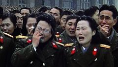 Severokorejská armáda truchlí pi pohbu Kim ong-ila
