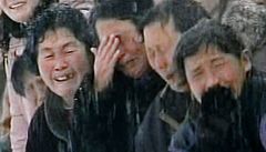 Záběry severokorejské televize z pohřbu Kim Čong-ila. 