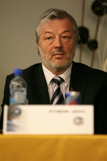 Bývalý prezident Asociace profesionálních klubů ledního hokeje Ctibor Jech