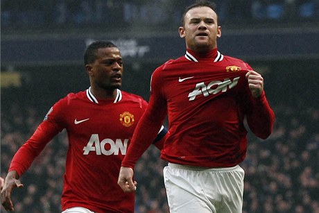 Manchester United (Rooney a Nani)