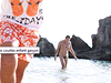 V reklam na dtské obleení se objevil nahá