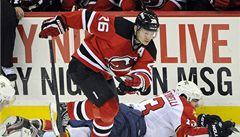 Český hokejista ve službách New Jersey Devils Patrik Eliáš v zápase NHL