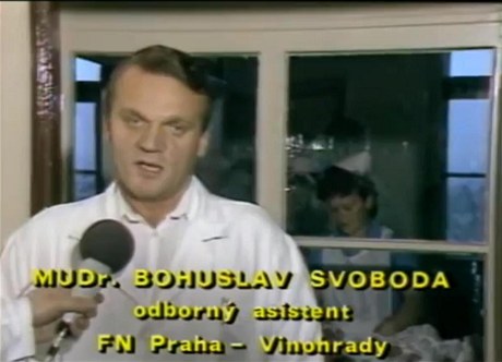 Bohuslav Svoboda se vyjaduje v eskoslovenské televizi k dohod z Reykjavíku v roce 1986