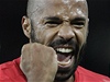 Útoník Thierry Henry se trefil hned pi prvním zápase po návratu do Arsenalu a vystelil anglickému klubu vítzství v Anglickém poháru