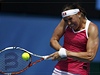 eská tenistka Lucie Hradecká prohrála v Melbourne s favorizovanou Ruskou Verou Zvonarevovou