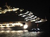 Costa Concordia se zaala potápt, kdy lidé práv veeeli.