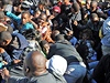 Pijímací ízení na univerzitu v jihoafrickém Johannesburgu doprovázelo násilí. Zájem o studium je obrovský. 
