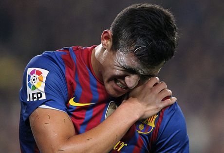 I fotbalista Barcelony Alexis Sánchez poznal, e zápasy s konkurenním Realem Madrid stále víc bolí